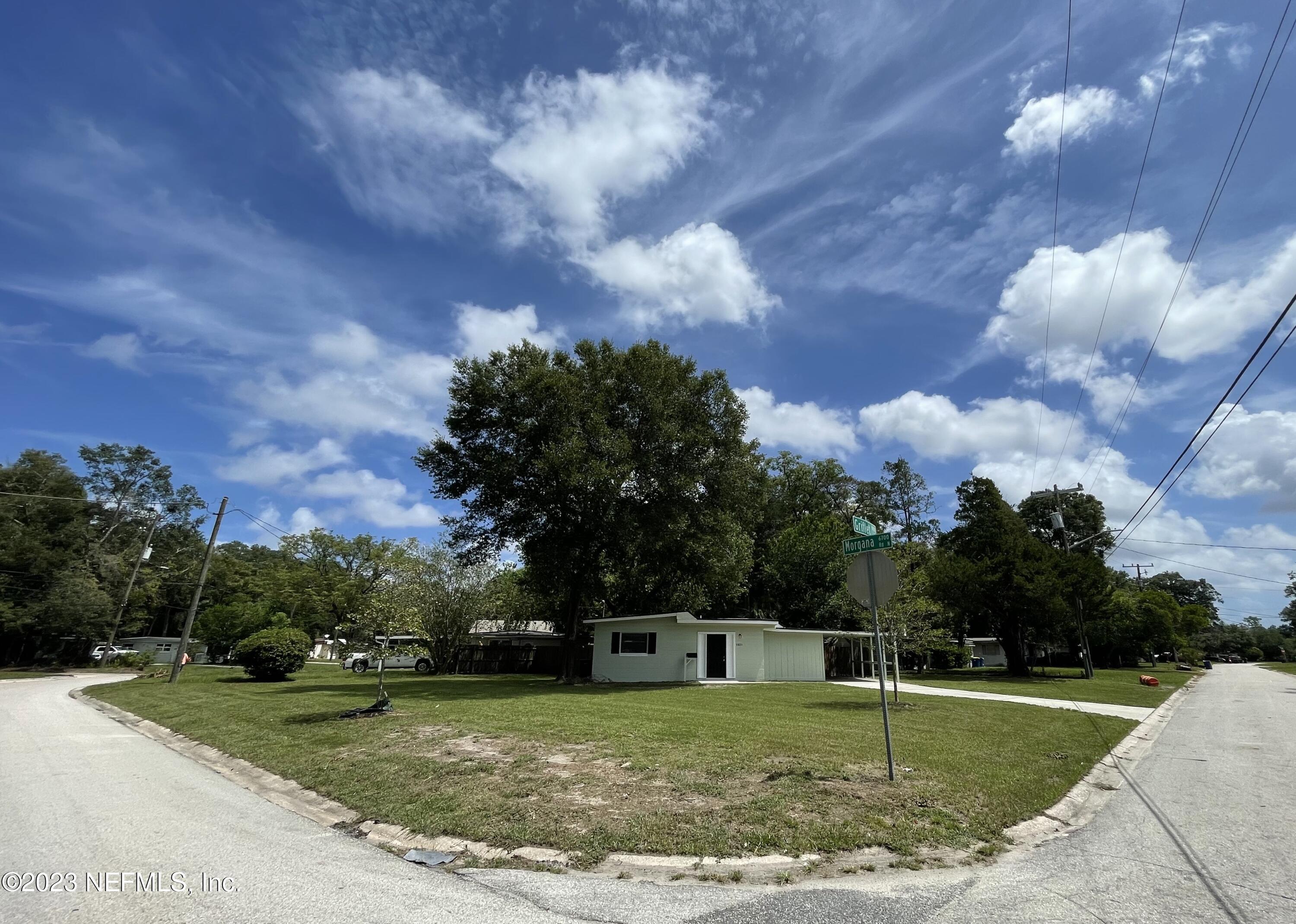 1931 Griflet Road Jacksonville, FL 32211 - Photo 24 of 29 a view of a basketball court