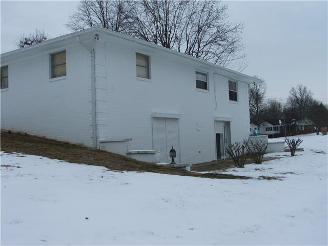 7975 Rucker Road Indianapolis, IN 46250 - Photo 2 of 12 Gallery Image 2
