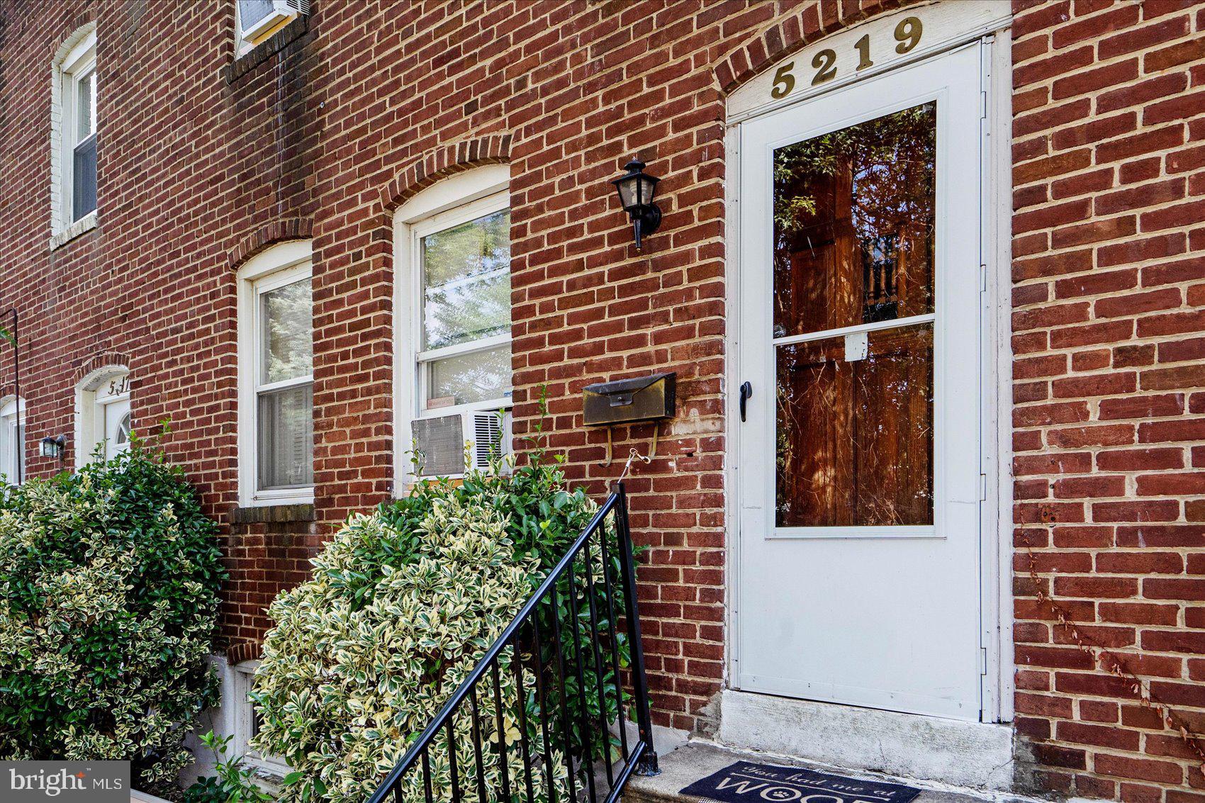 5219 Brookwood Road Baltimore, MD 21225 - Photo 2 of 38 Front Side Exterior