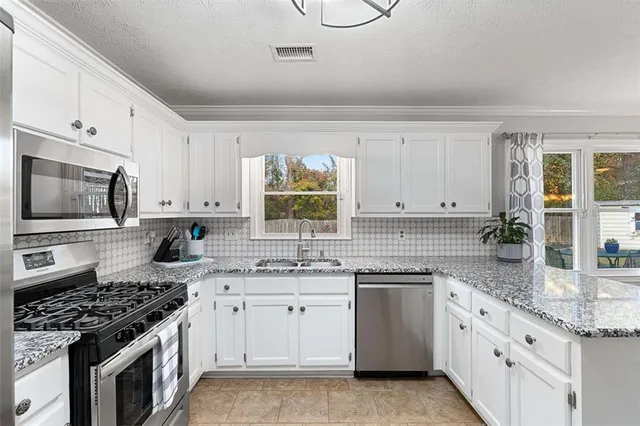 $325,000 | 900 Burning Bush Drive, Loganville, GA 30052