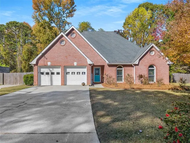 $325,000 | 900 Burning Bush Drive, Loganville, GA 30052