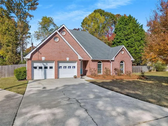 $325,000 | 900 Burning Bush Drive, Loganville, GA 30052