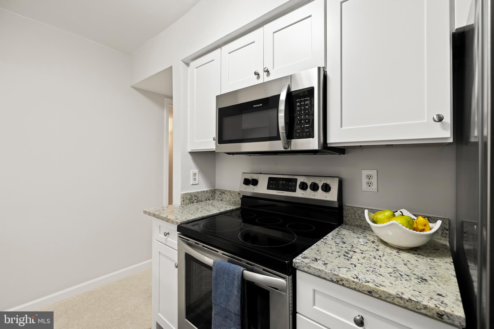 5821 E Royal Ridge Drive, Unit E Springfield, VA 22152 - Photo 13 of 35