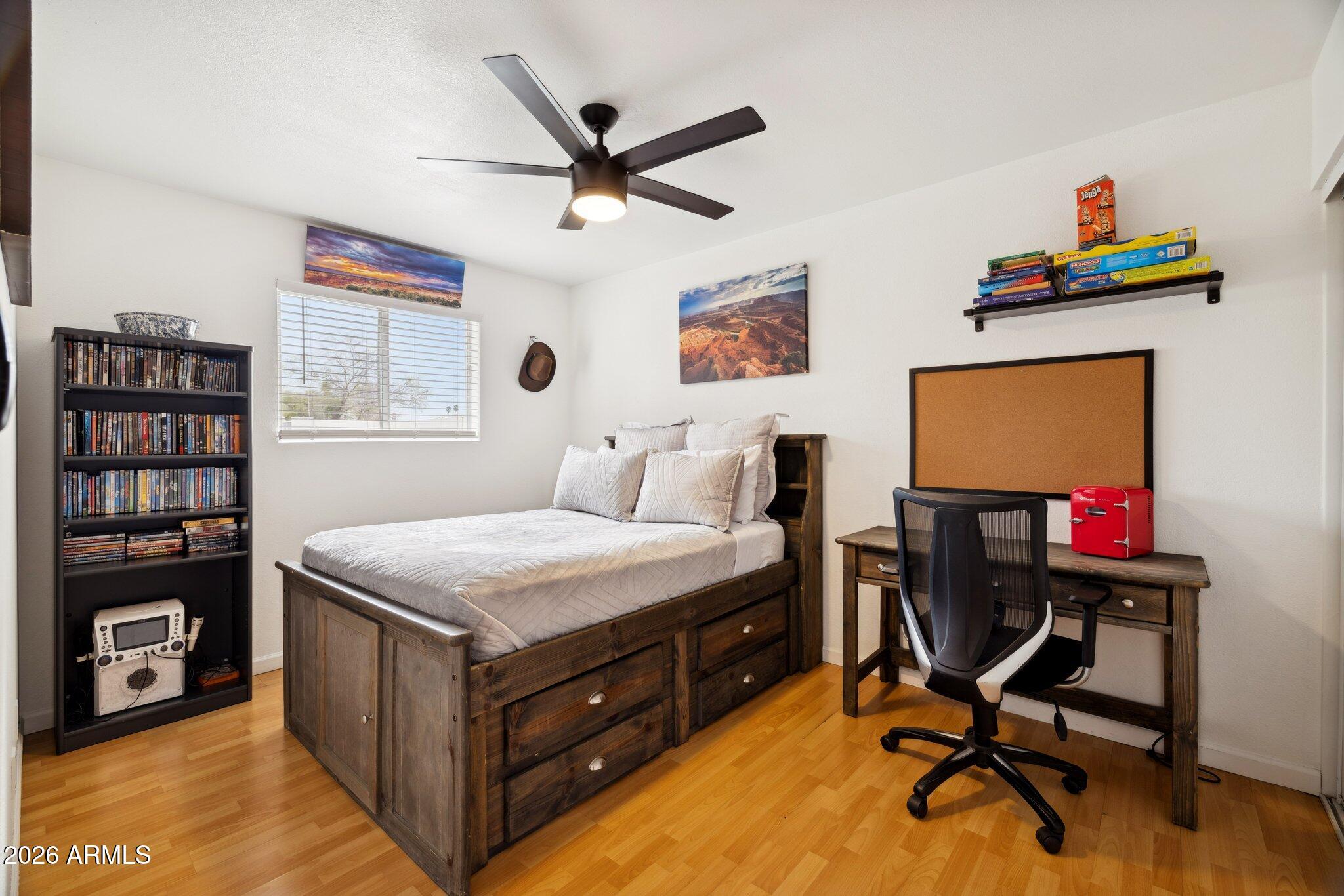 4723 South Country Club Way Tempe, AZ 85282 - Photo 22 of 46 a bedroom with a workspace