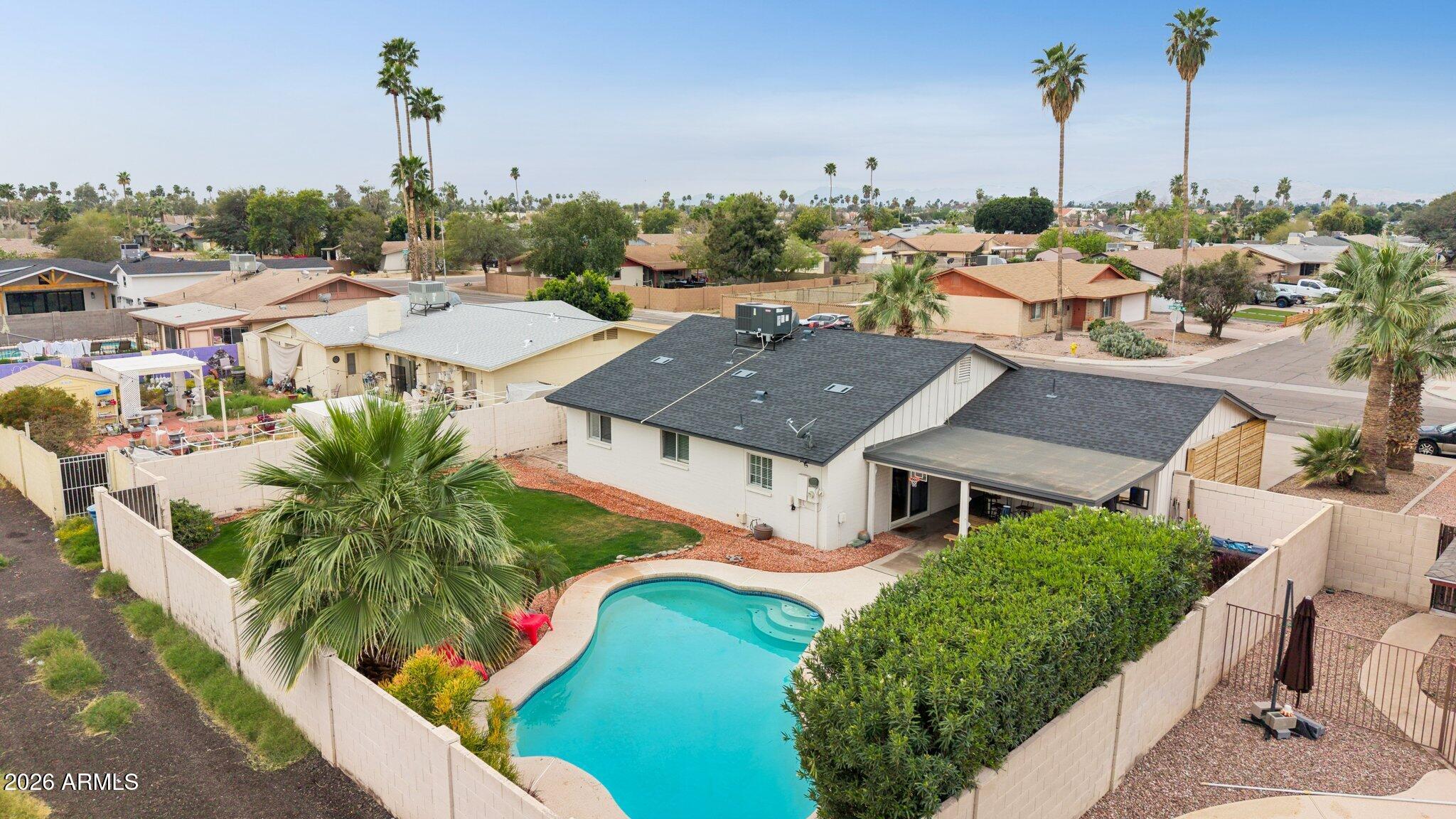 4723 South Country Club Way Tempe, AZ 85282 - Photo 40 of 46 a view of a houses with a yard