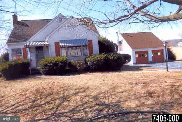 960 Biglerville Road Gettysburg, PA 17325 - Photo 1 of 11 Gallery Image 1