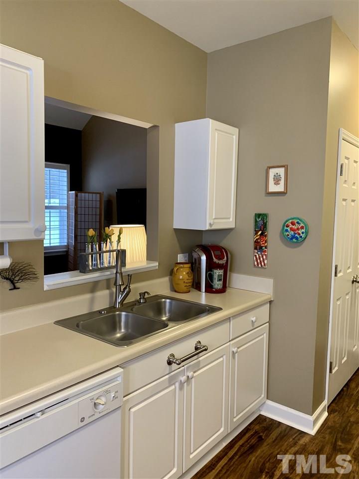 8313 Tierra Del Sol Way Raleigh, NC 27616 - Photo 8 of 28 Gallery Image 8