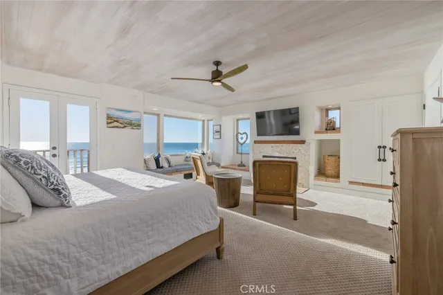 a view of a backyard with sitting area