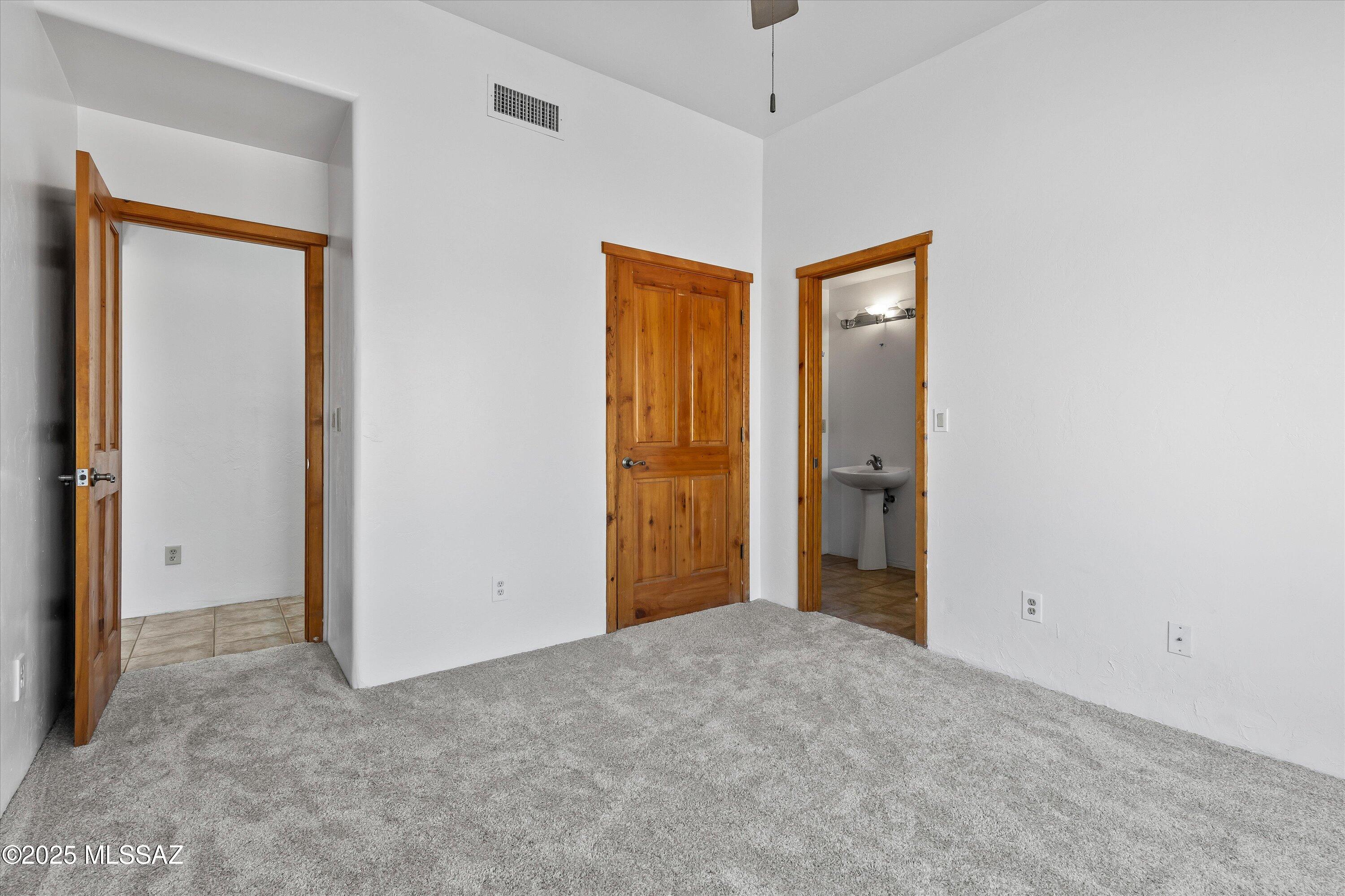 6200 North Abington Road Tucson, AZ 85743 - Photo 20 of 40 30-Bedroom 2