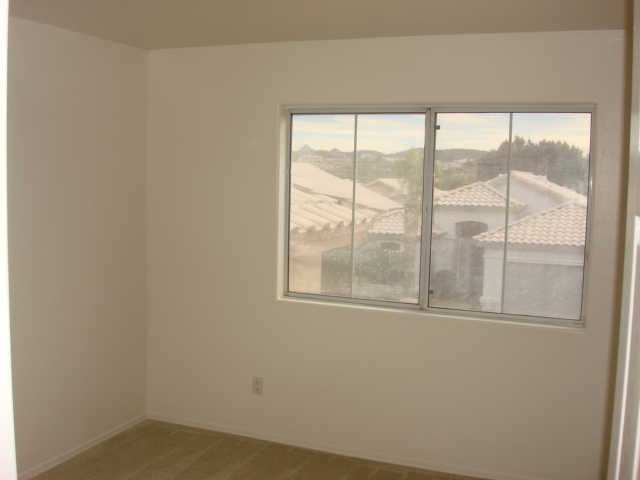 1232 East Redfield Road Phoenix, AZ 85022 - Photo 11 of 16 Bedroom 4