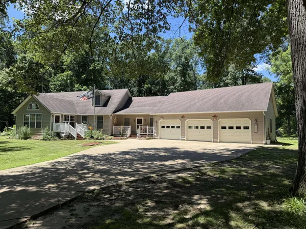 $650,000 | 2530 South 400th Street East, La Porte, IN 46350