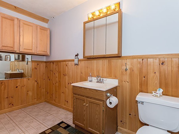 31 Blueberry Hill Road Woburn, MA 01801 - Photo 15 of 20 Gallery Image 15