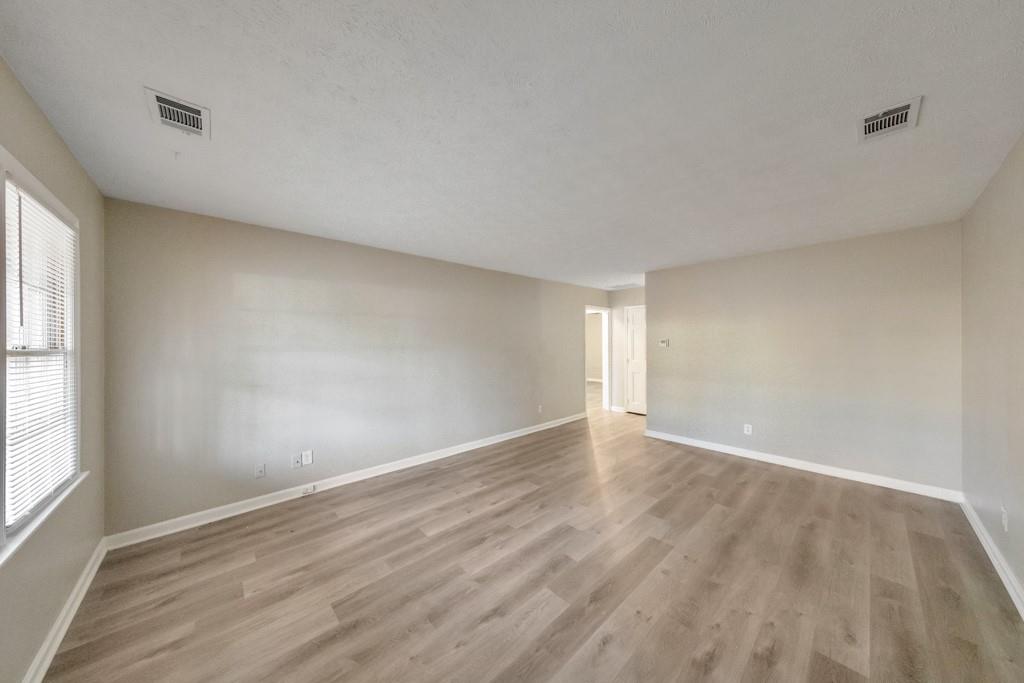 245 Kimberly Way Southwest, Unit 245 Marietta, GA 30064 - Photo 3 of 22