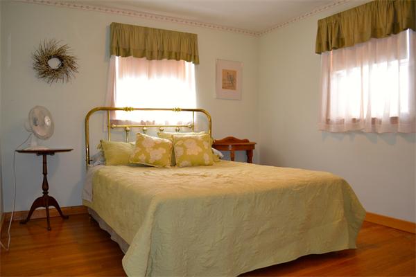 12 Pond Farm Road Dedham, MA 02026 - Photo 8 of 13 Gallery Image 8
