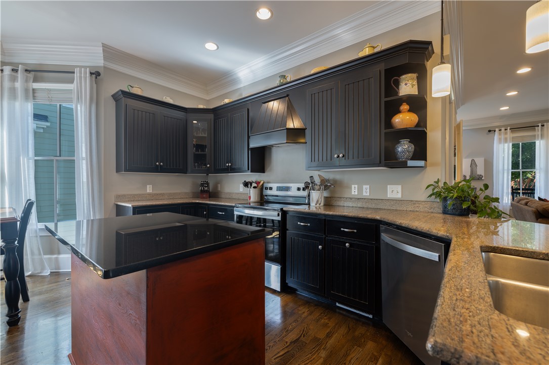 501 Village Walk Lane Clemson, SC 29631 - Photo 11 of 47