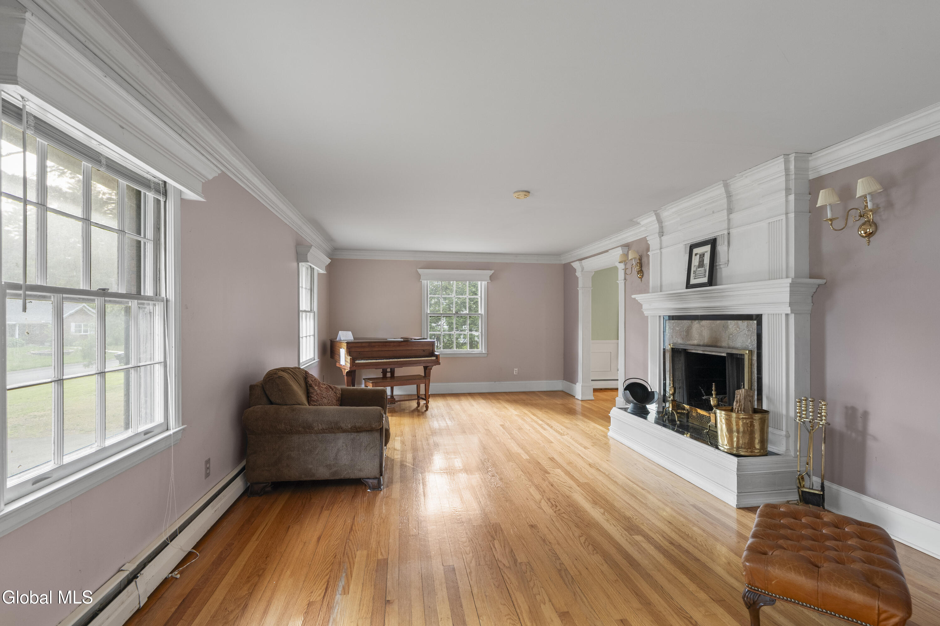 193 Pine Ridge Drive Guilderland, NY 12084 - Photo 5 of 18 DSC07495