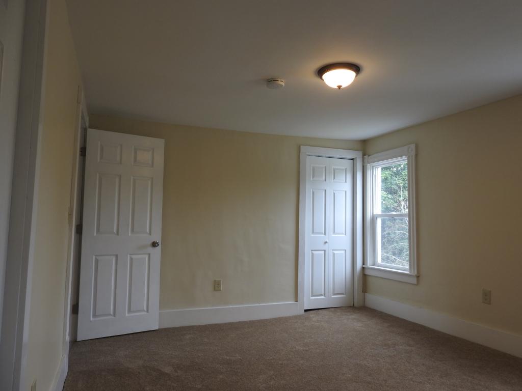 194 Stratton Road Rutland, VT 05701 - Photo 19 of 28 Gallery Image 19