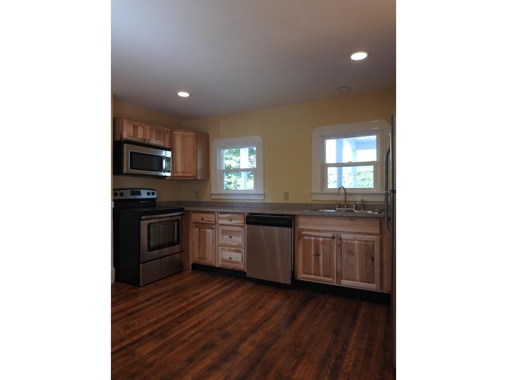 194 Stratton Road Rutland, VT 05701 - Photo 5 of 28 Gallery Image 5