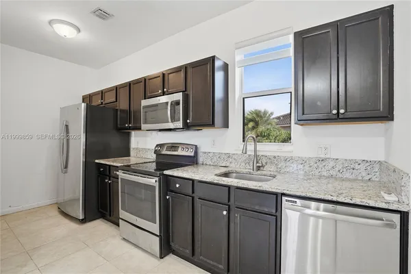 $830,000 | 17081 Southwest 94th Terrace, Miami, FL 33196