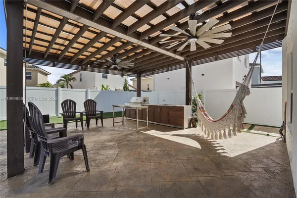 $830,000 | 17081 Southwest 94th Terrace, Miami, FL 33196