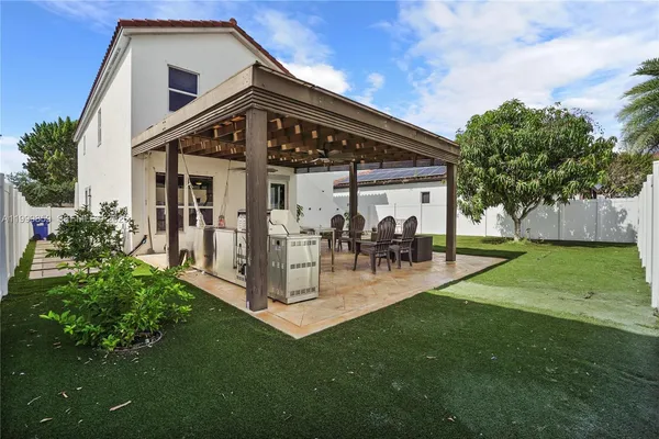$830,000 | 17081 Southwest 94th Terrace, Miami, FL 33196