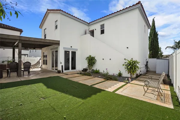 $830,000 | 17081 Southwest 94th Terrace, Miami, FL 33196