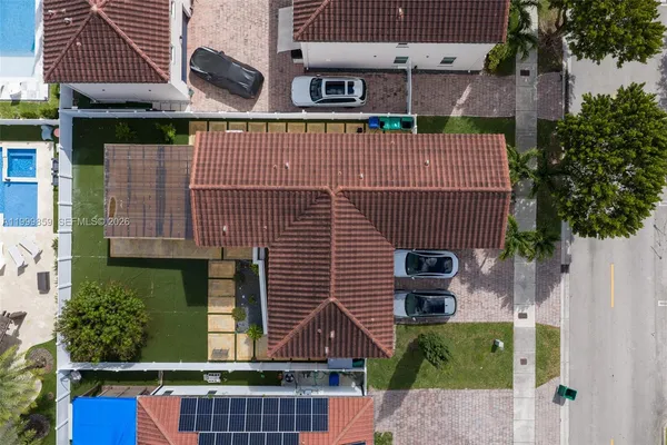 $830,000 | 17081 Southwest 94th Terrace, Miami, FL 33196
