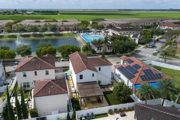 $830,000 | 17081 Southwest 94th Terrace, Miami, FL 33196