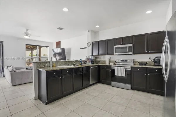 $830,000 | 17081 Southwest 94th Terrace, Miami, FL 33196