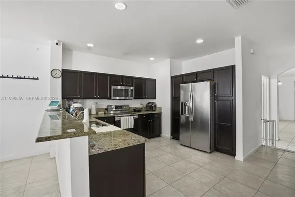 $830,000 | 17081 Southwest 94th Terrace, Miami, FL 33196