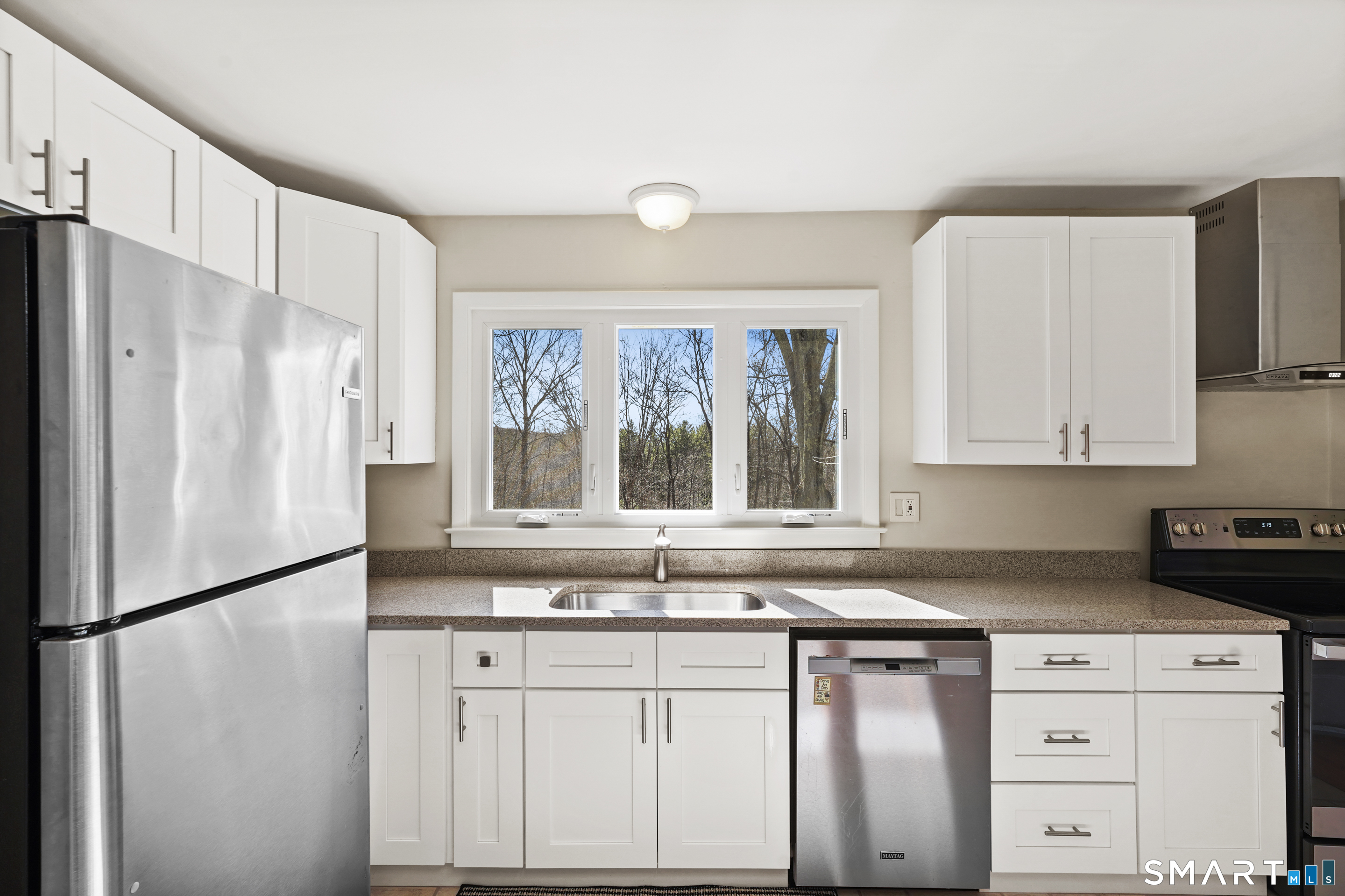 65 Nashville Rd Extension Bethel, CT 06801 - Photo 9 of 36