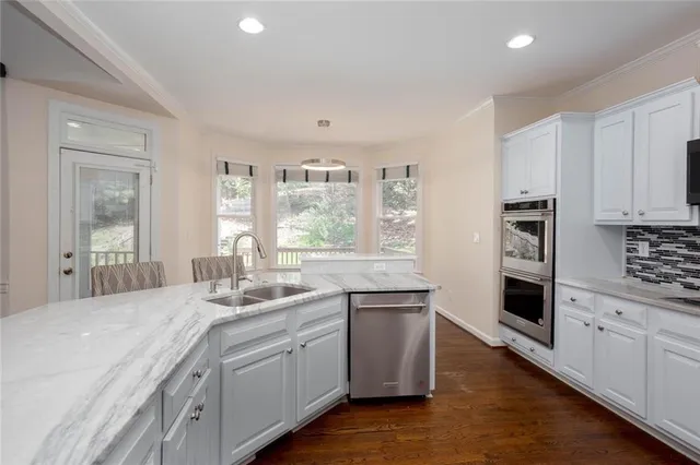 $650,000 | 5071 Vinings Estates Court Southeast, Mableton, GA 30126