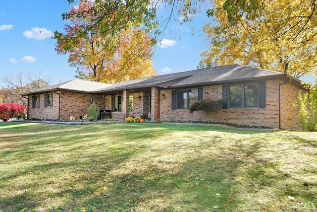 $470,000 | 4383 West Meadowvale Drive, Bloomington, IN 47404