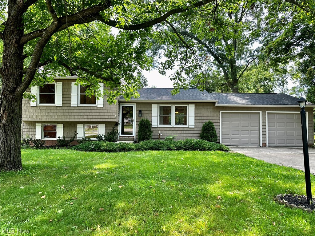 810 Ridgeview Drive Medina, OH 44256 - Photo 1 of 34