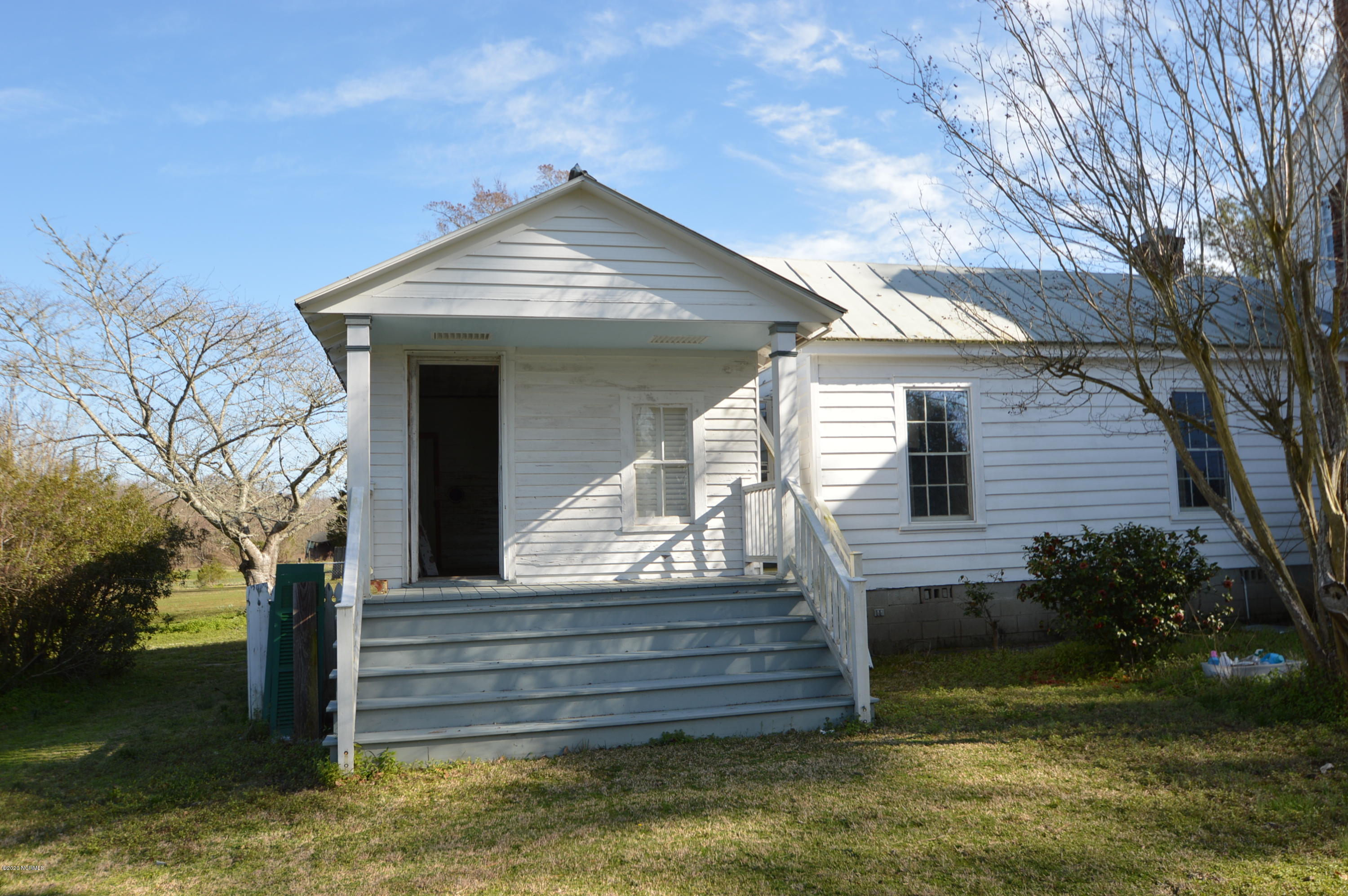 113 Main Street Pollocksville, NC 28573 - Photo 12 of 71 DSC_0419