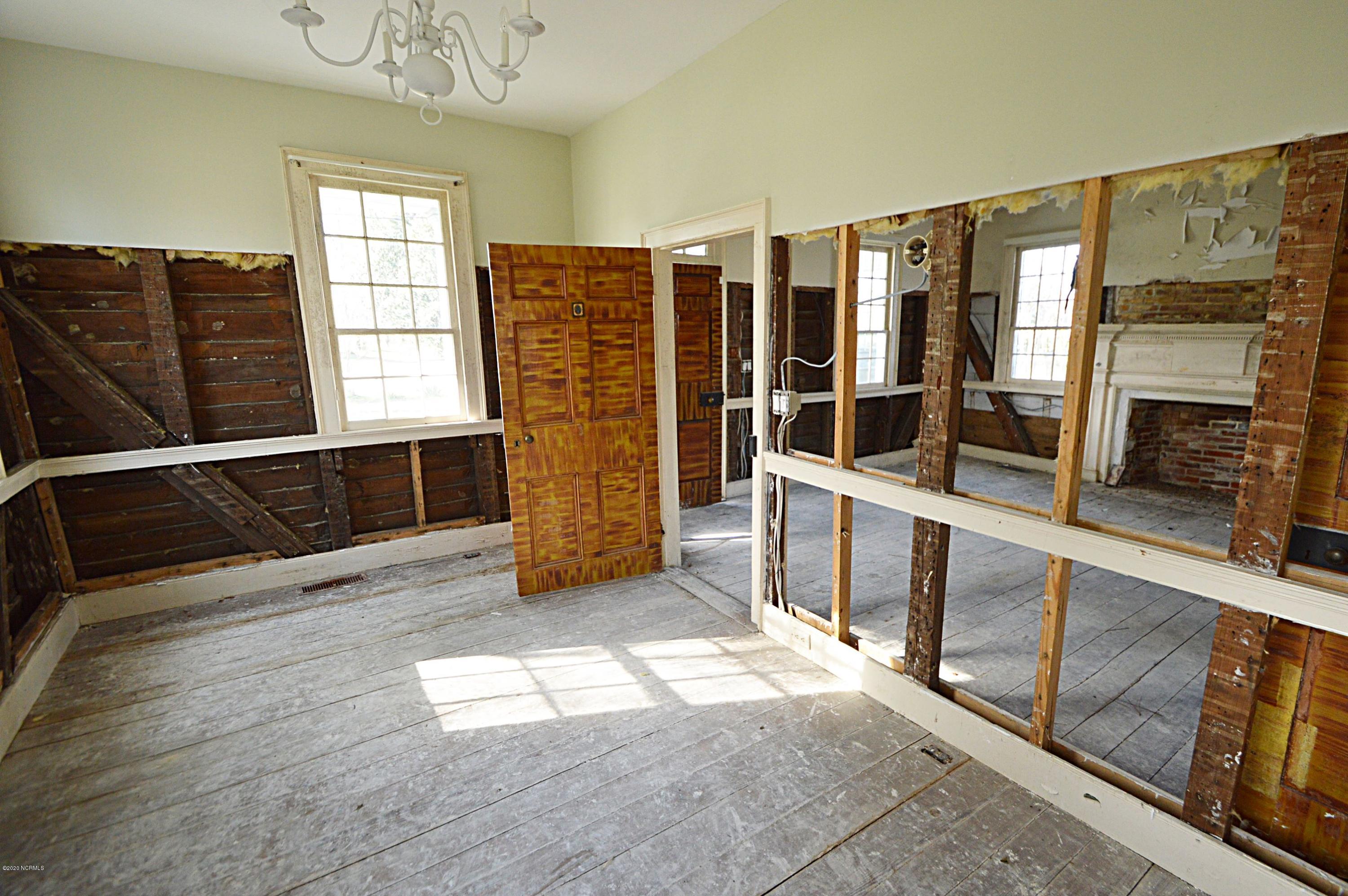 113 Main Street Pollocksville, NC 28573 - Photo 28 of 71 DSC_0435