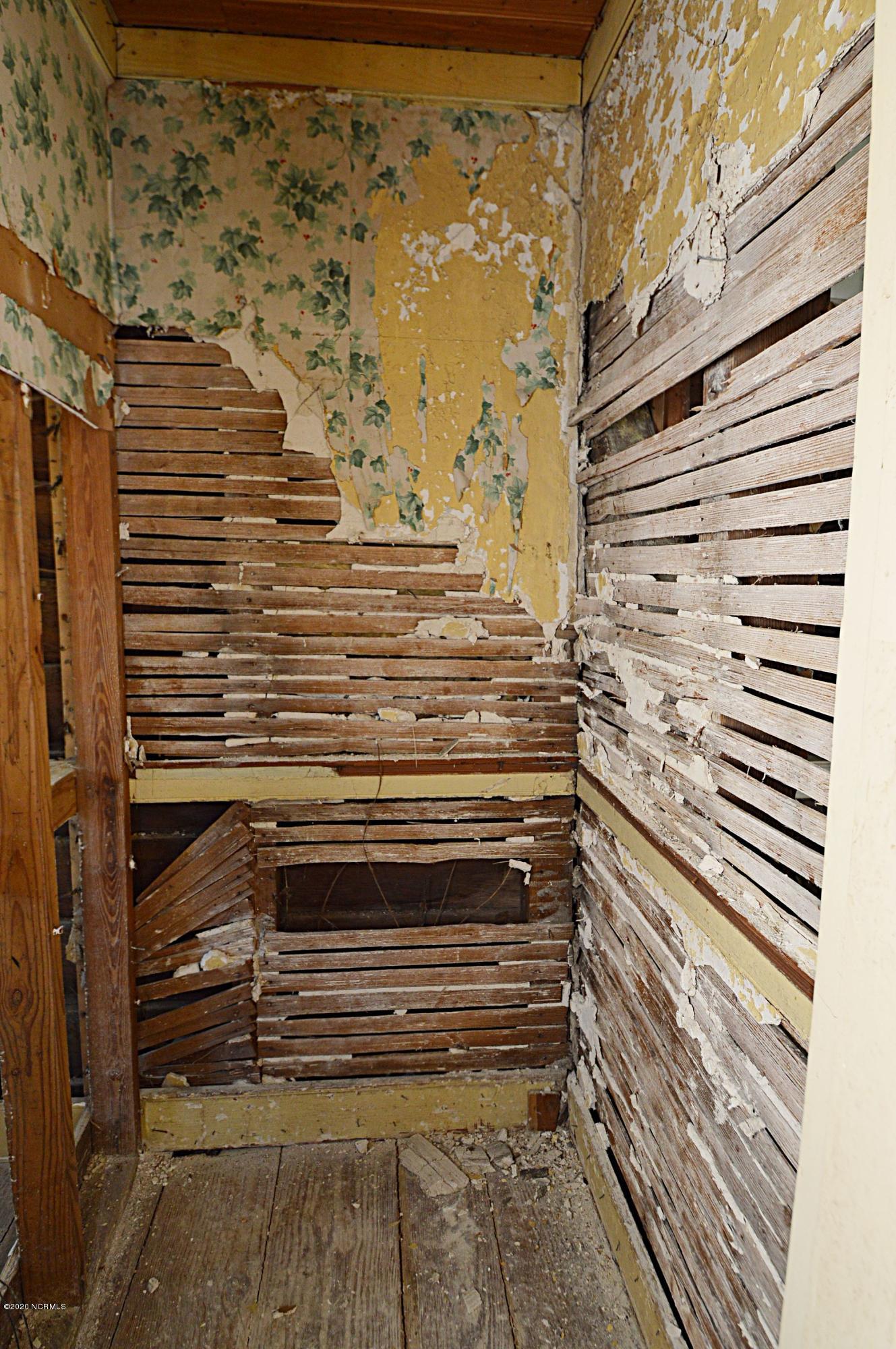 113 Main Street Pollocksville, NC 28573 - Photo 31 of 71 DSC_0439