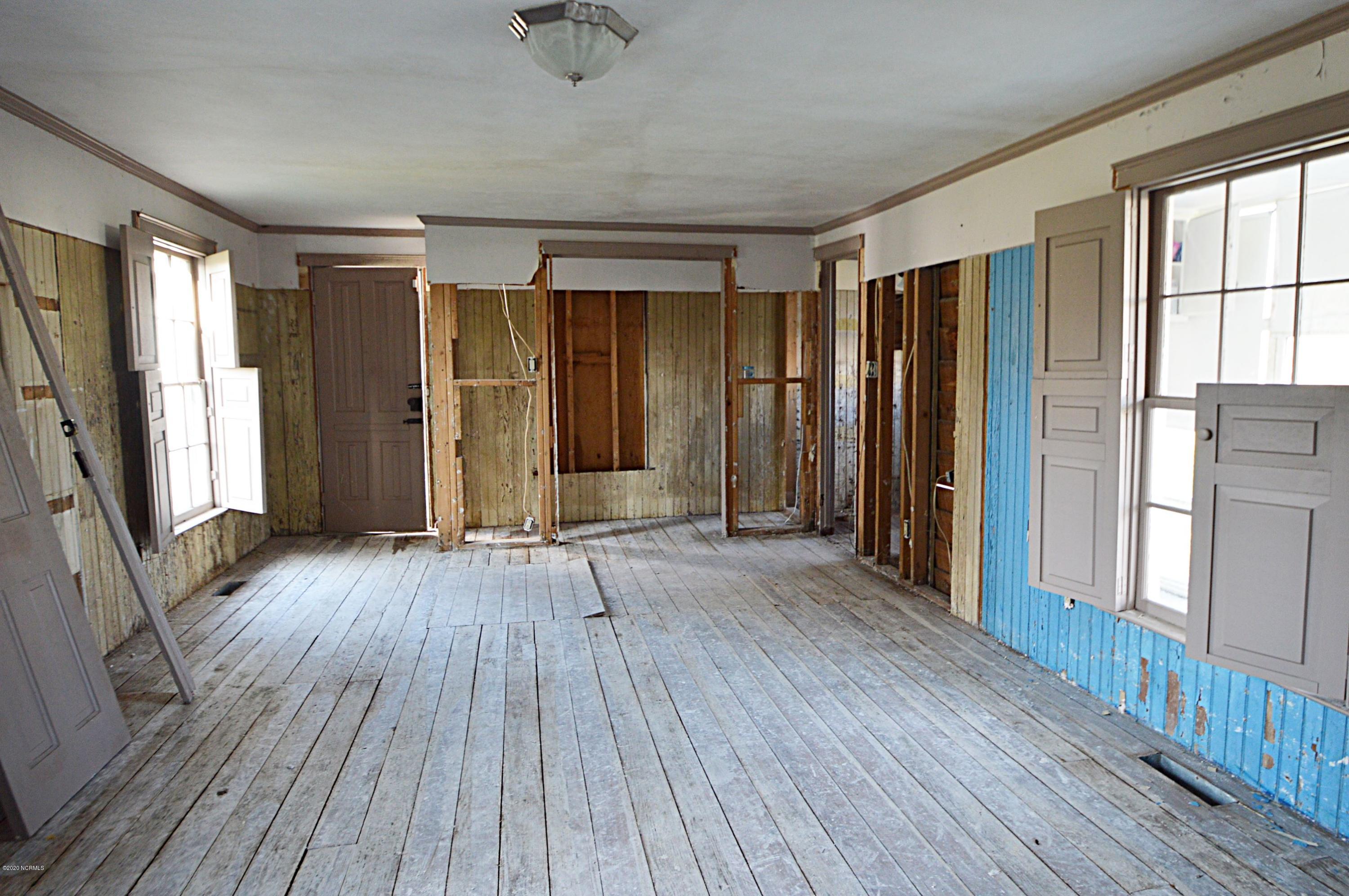 113 Main Street Pollocksville, NC 28573 - Photo 35 of 71 DSC_0445