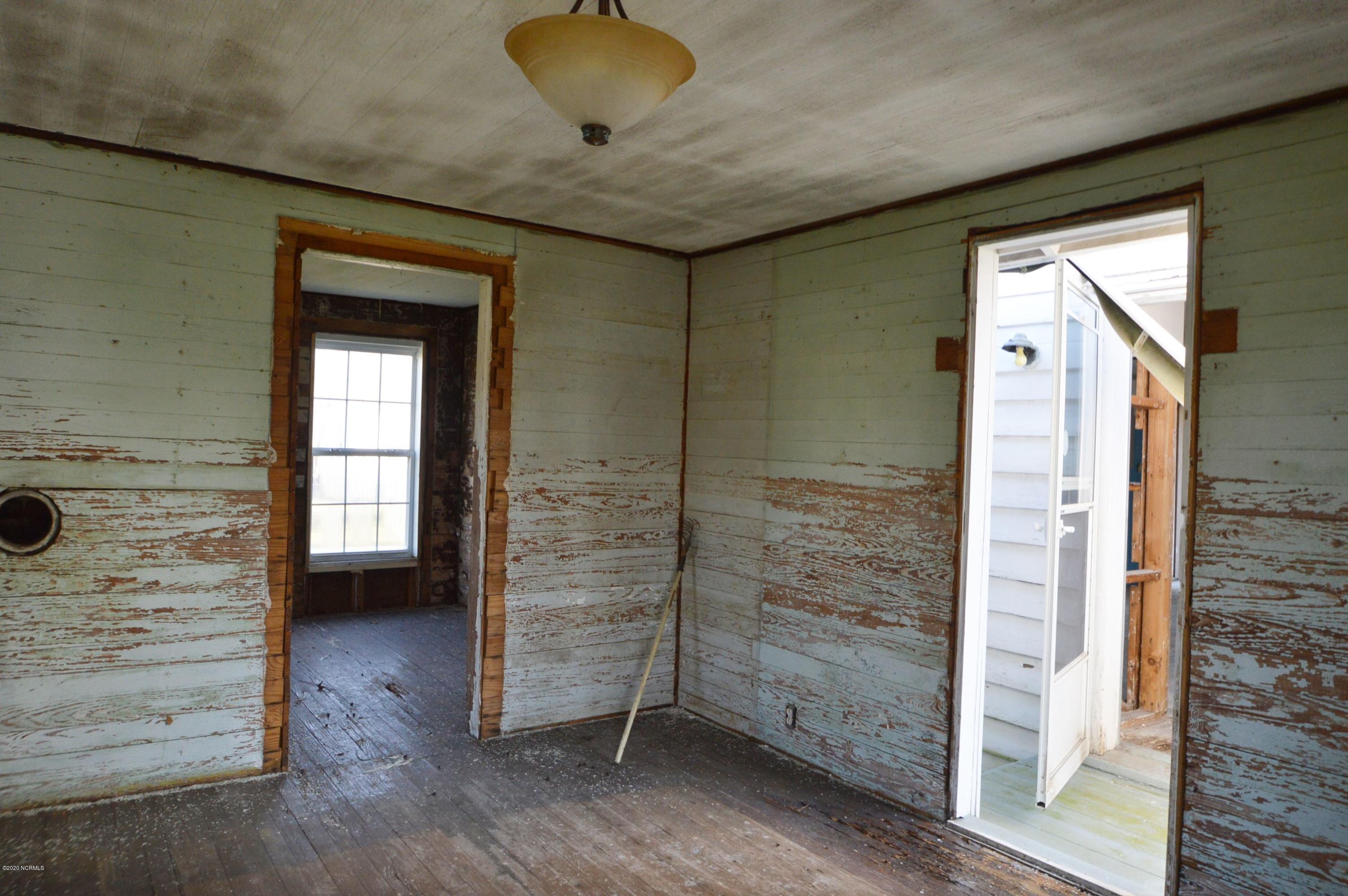 113 Main Street Pollocksville, NC 28573 - Photo 42 of 71 DSC_0452