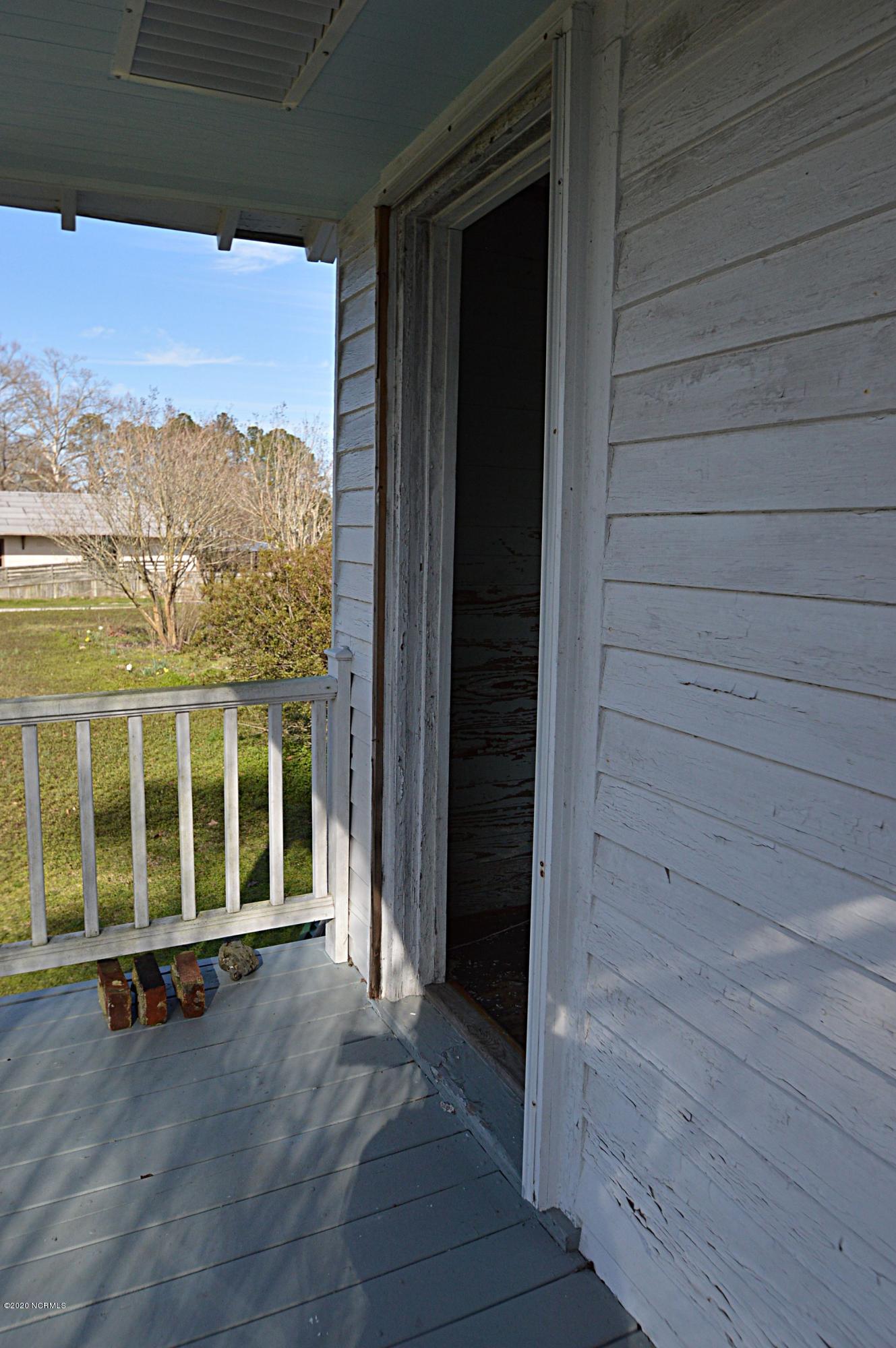 113 Main Street Pollocksville, NC 28573 - Photo 43 of 71 DSC_0453