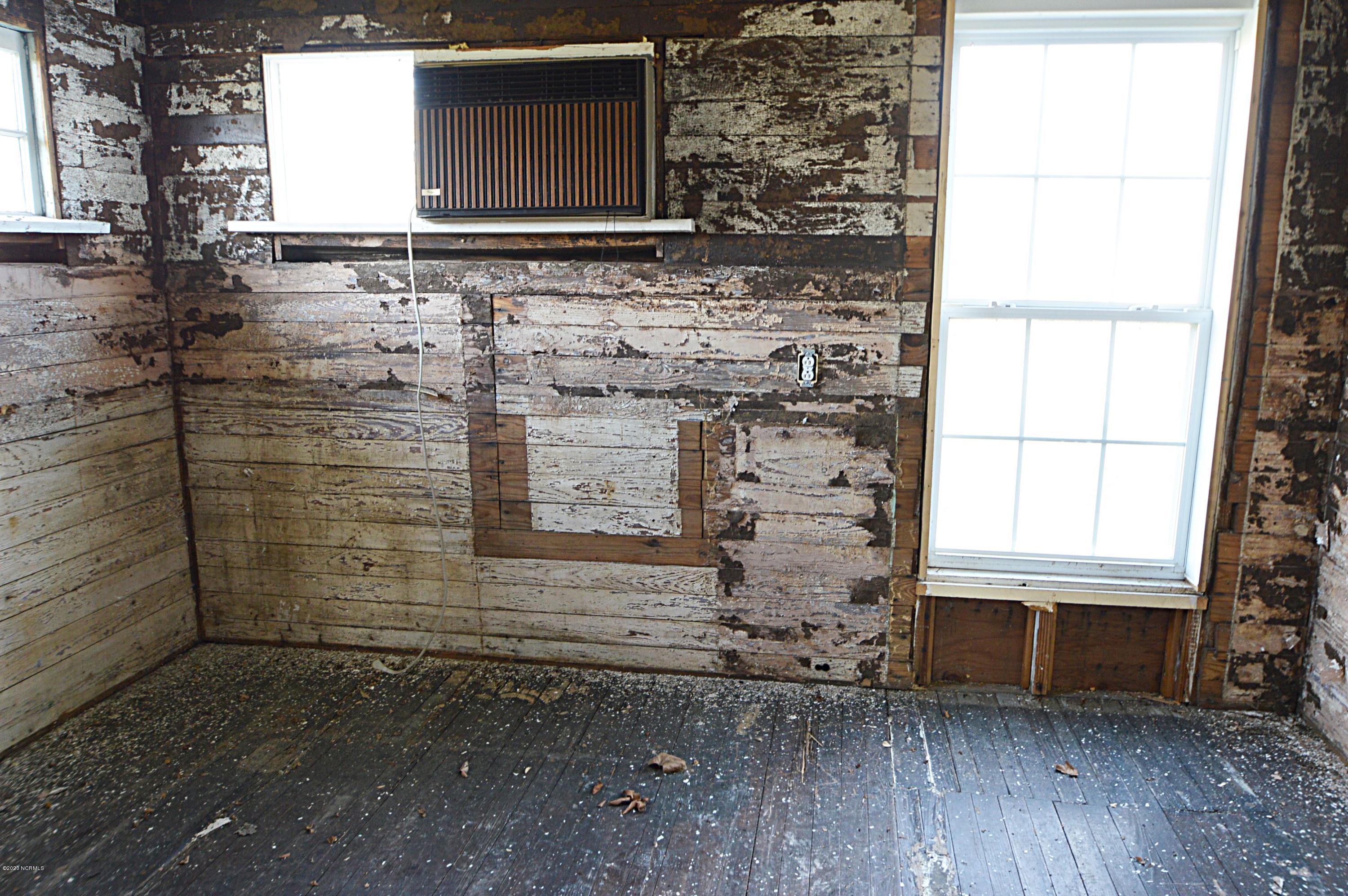 113 Main Street Pollocksville, NC 28573 - Photo 44 of 71 DSC_0454
