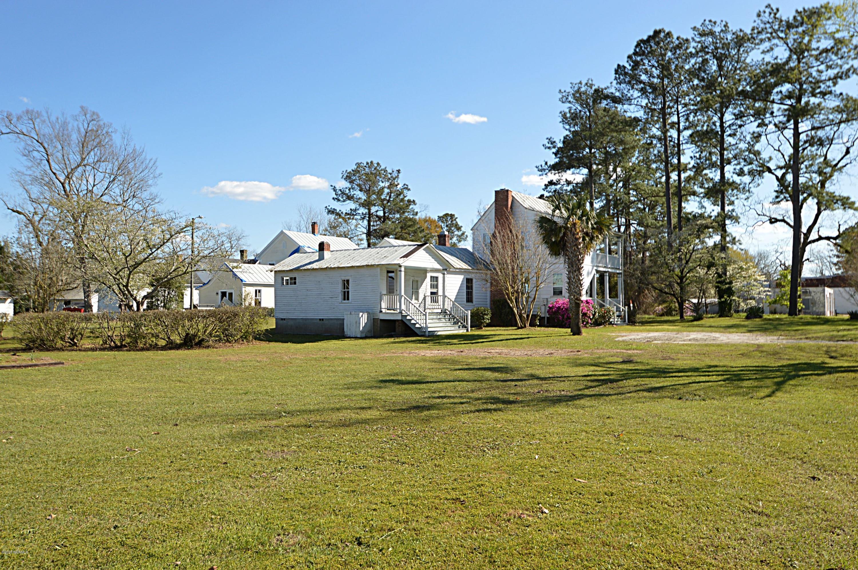 113 Main Street Pollocksville, NC 28573 - Photo 10 of 71 DSC_0567