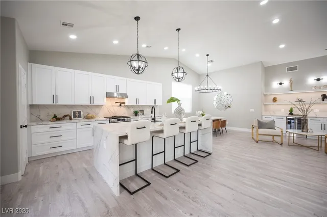 $3,395 | 10776 Windrose Point Avenue, Las Vegas, NV 89144