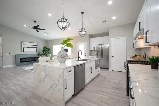 $3,395 | 10776 Windrose Point Avenue, Las Vegas, NV 89144