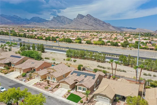 $3,395 | 10776 Windrose Point Avenue, Las Vegas, NV 89144