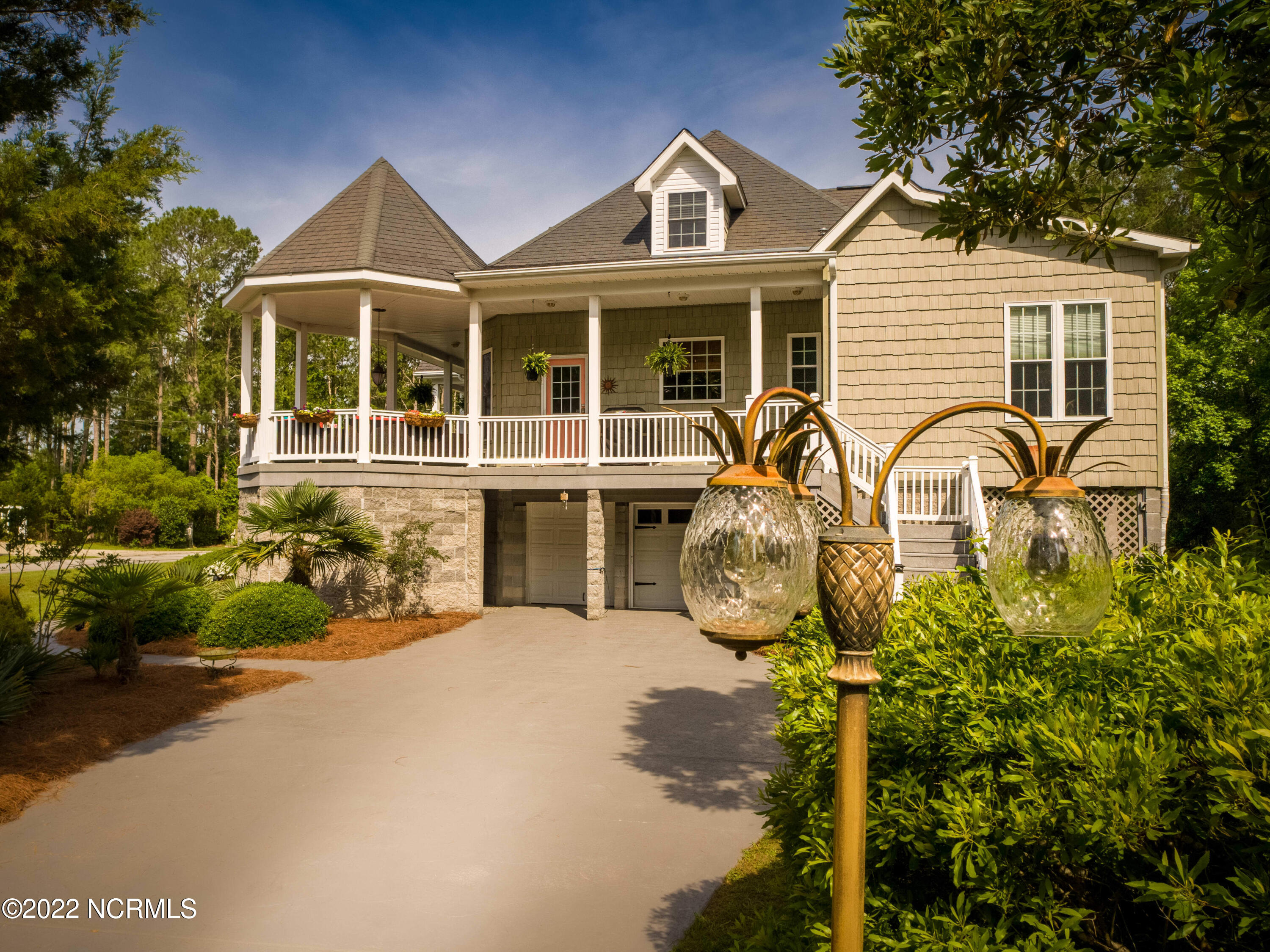 5317 Trade Winds Road New Bern, NC 28560 - Photo 3 of 90 Image 03