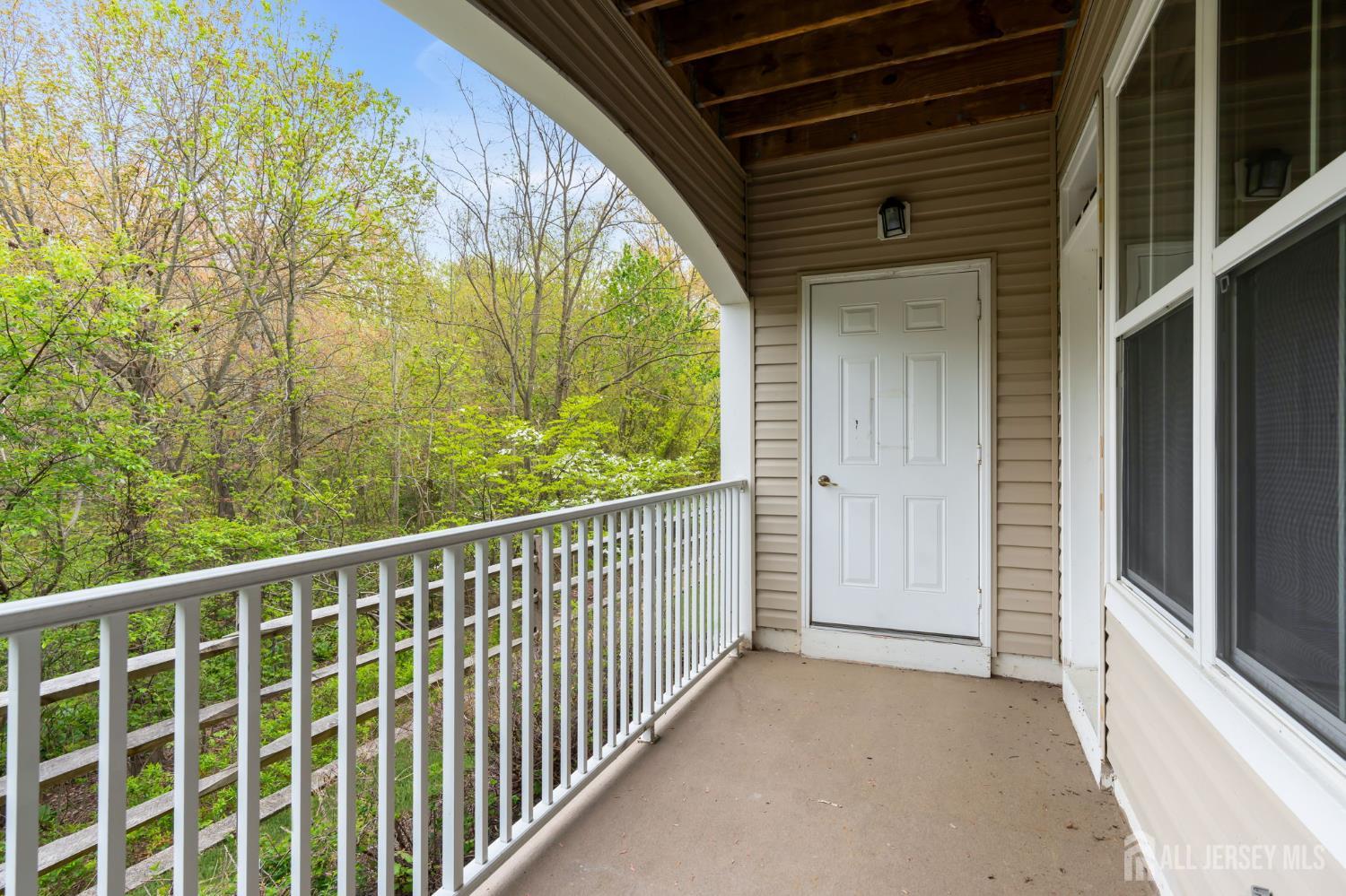 414 Sloan Court Matawan, NJ 07747 - Photo 31 of 38