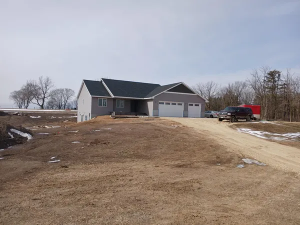 $489,900 | 922 County Road T, Hammond, WI 54015