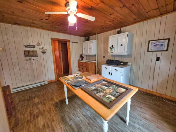 $29,500 | 202 East Park Street, Clay City, IL 62824