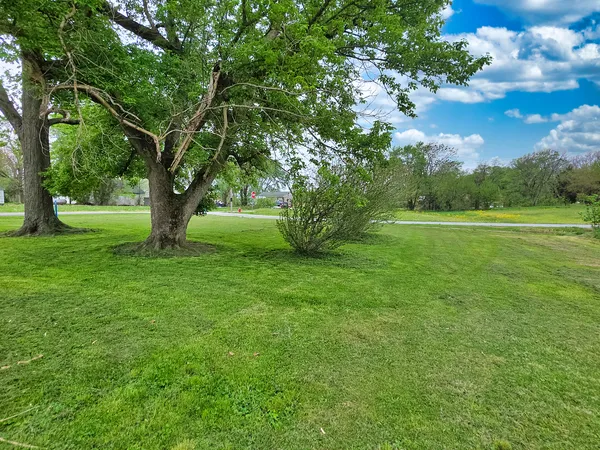 $29,500 | 202 East Park Street, Clay City, IL 62824